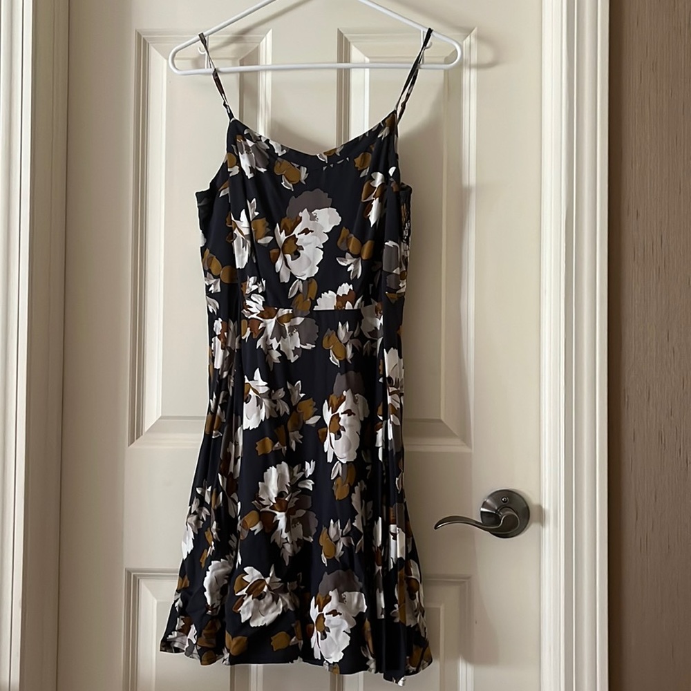 Old Navy floral sleeveless dress